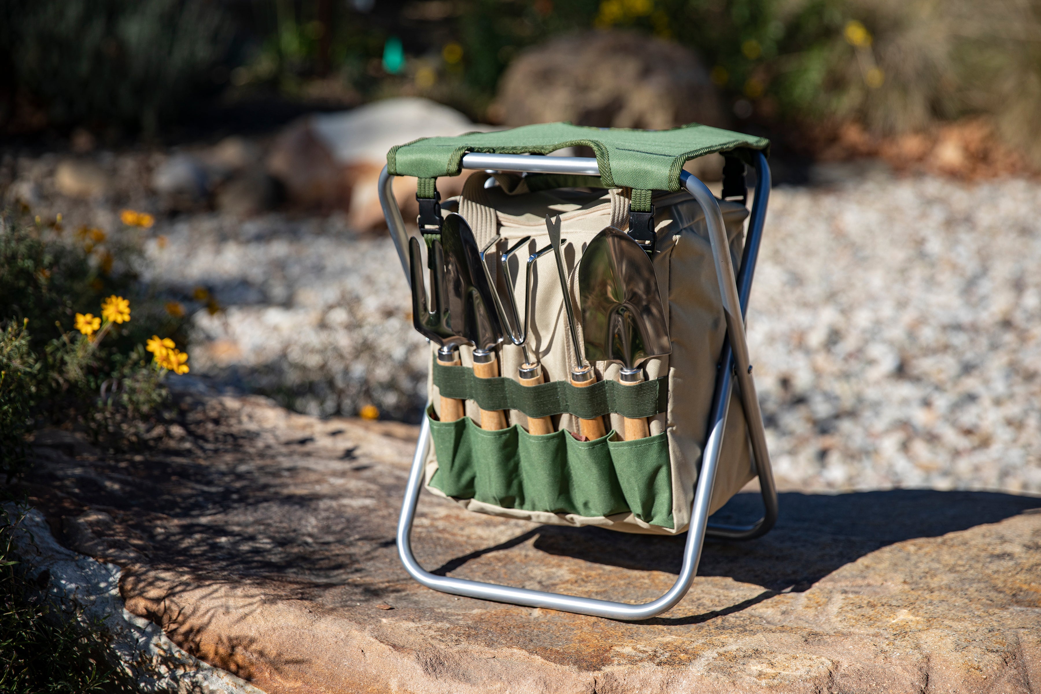 Mandalorian Grogu - Gardener Folding Seat with Tools