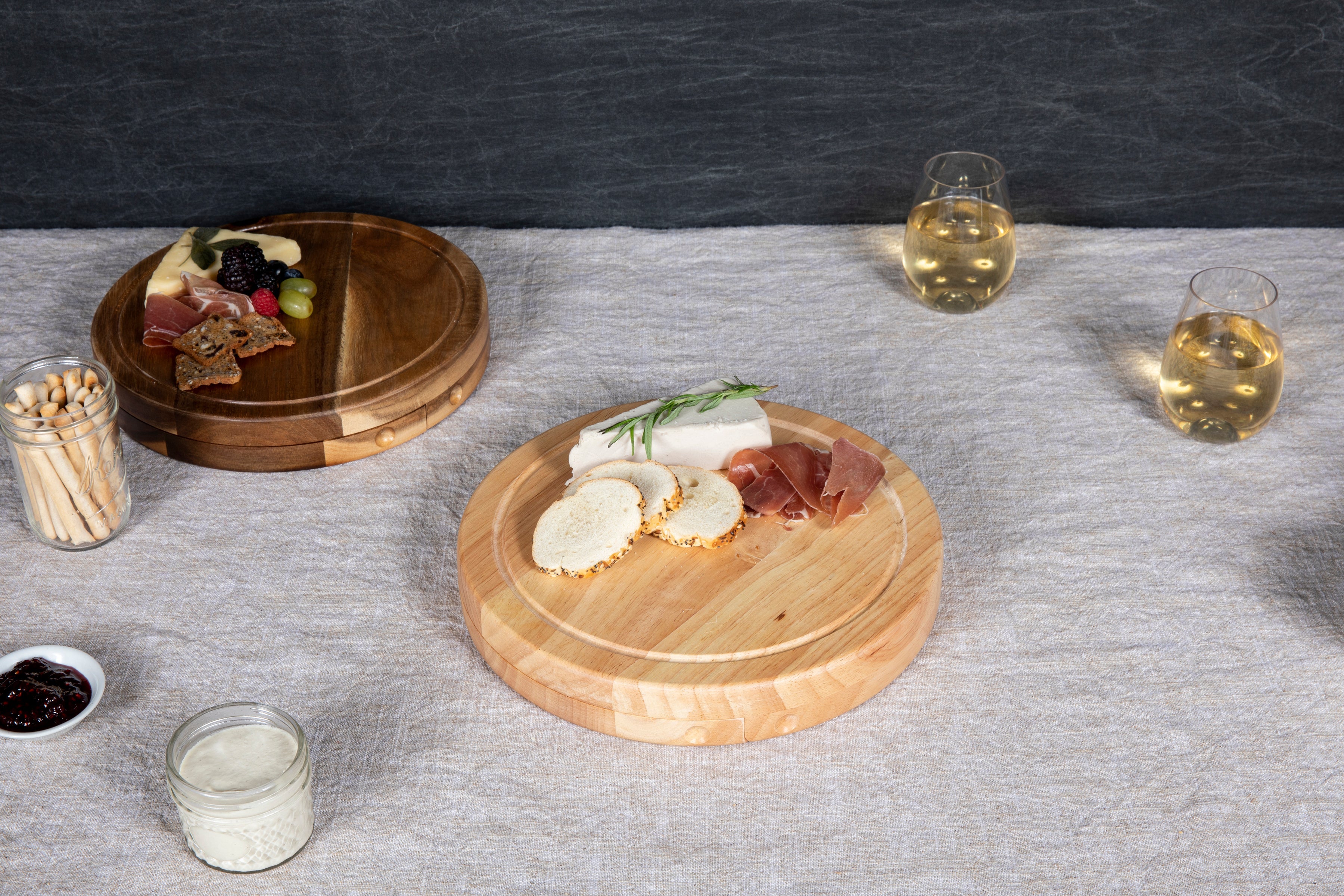 Seattle Kraken - Circo Cheese Cutting Board & Tools Set