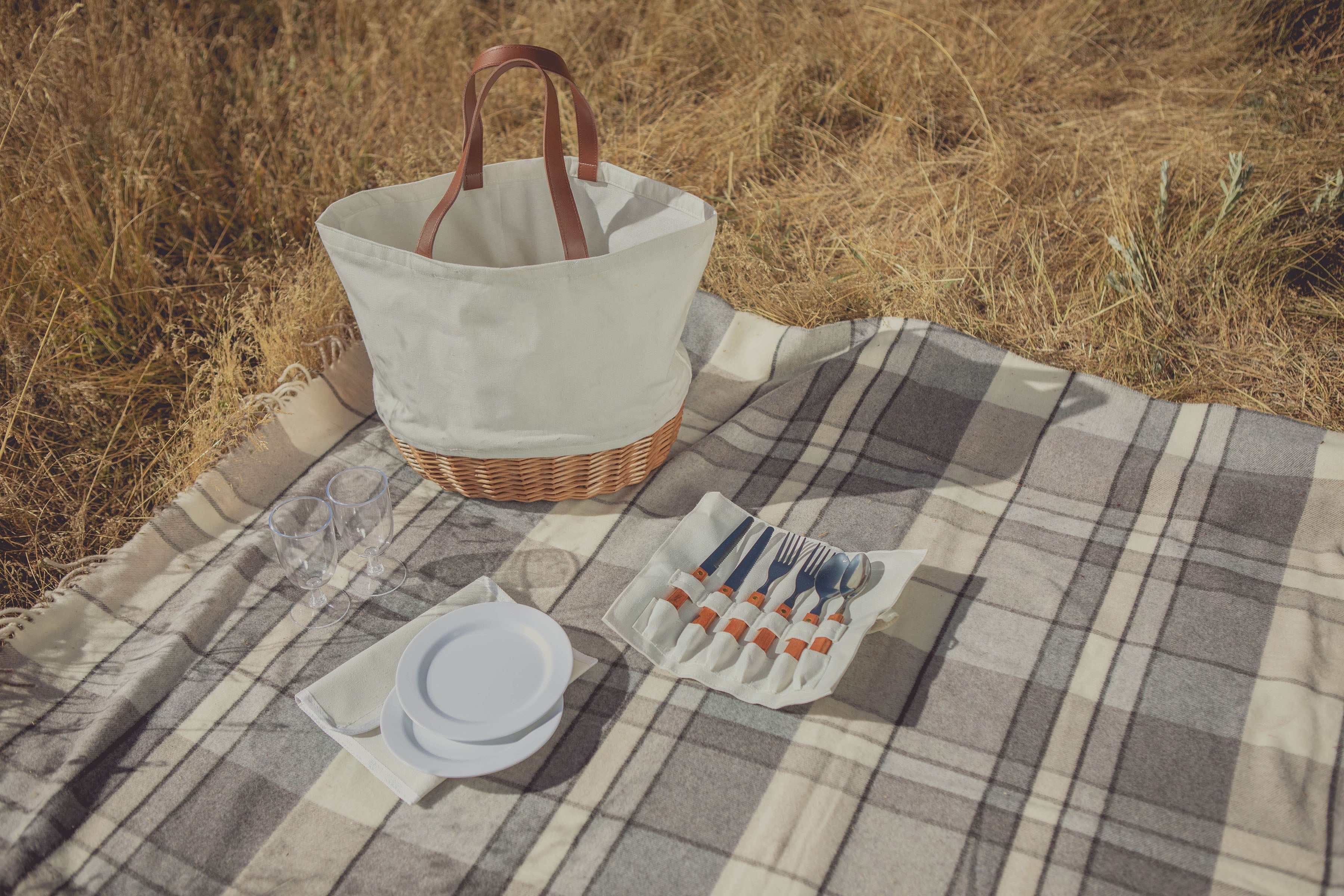 Atlanta Falcons - Promenade Picnic Basket