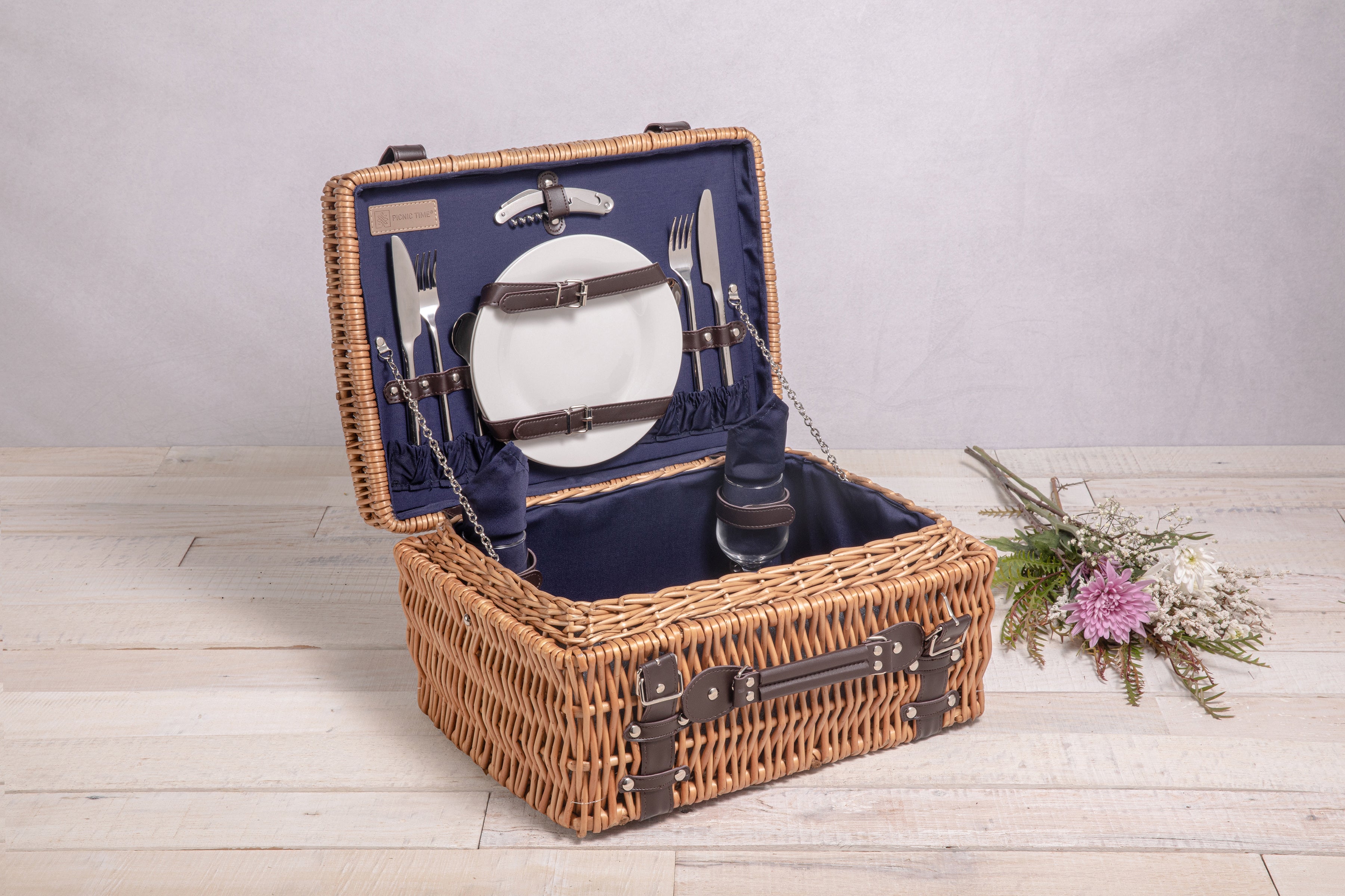 Virginia Cavaliers - Champion Picnic Basket