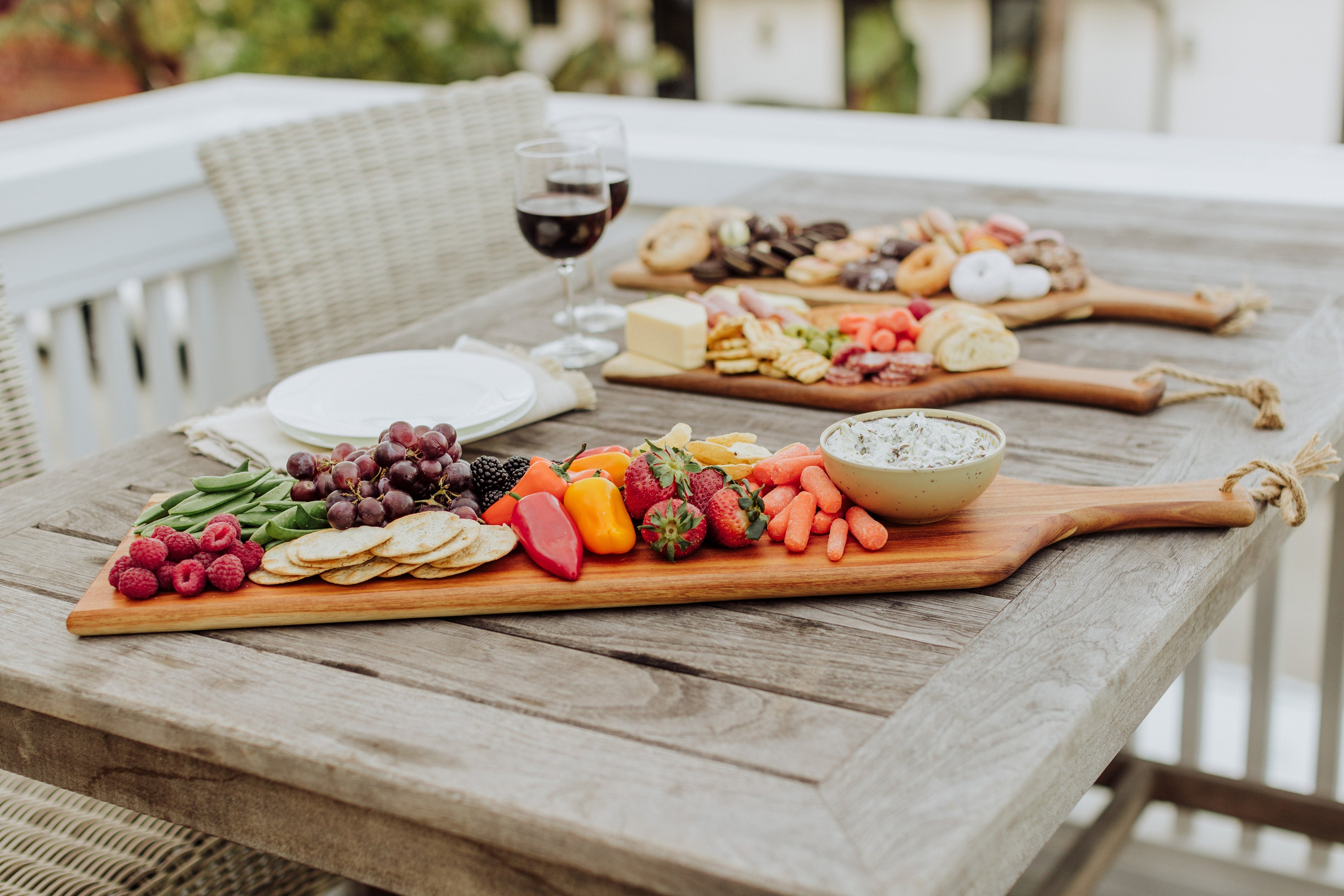 Artisan 30" Acacia Charcuterie Board