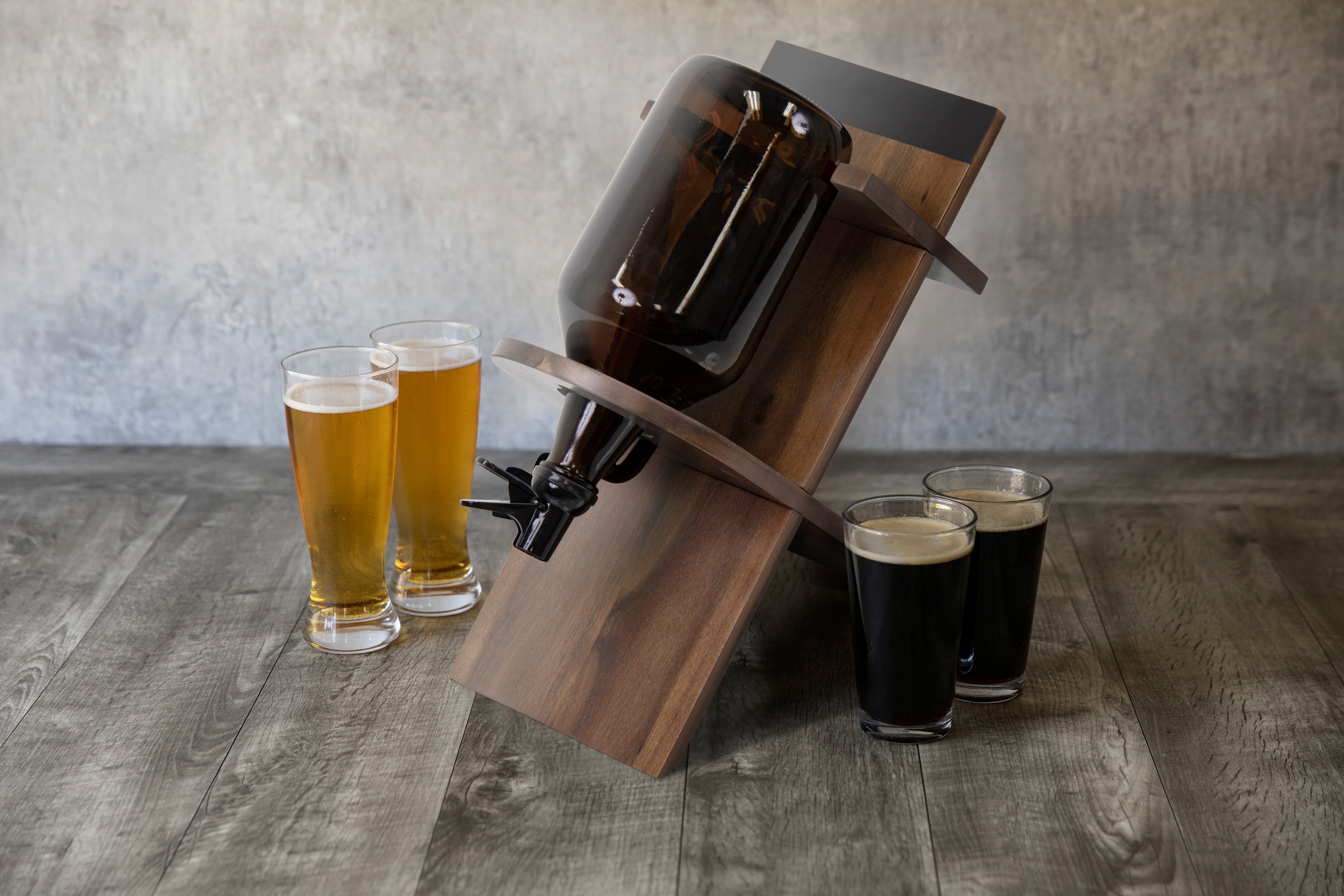 Growler Stand with 64oz Glass Growler