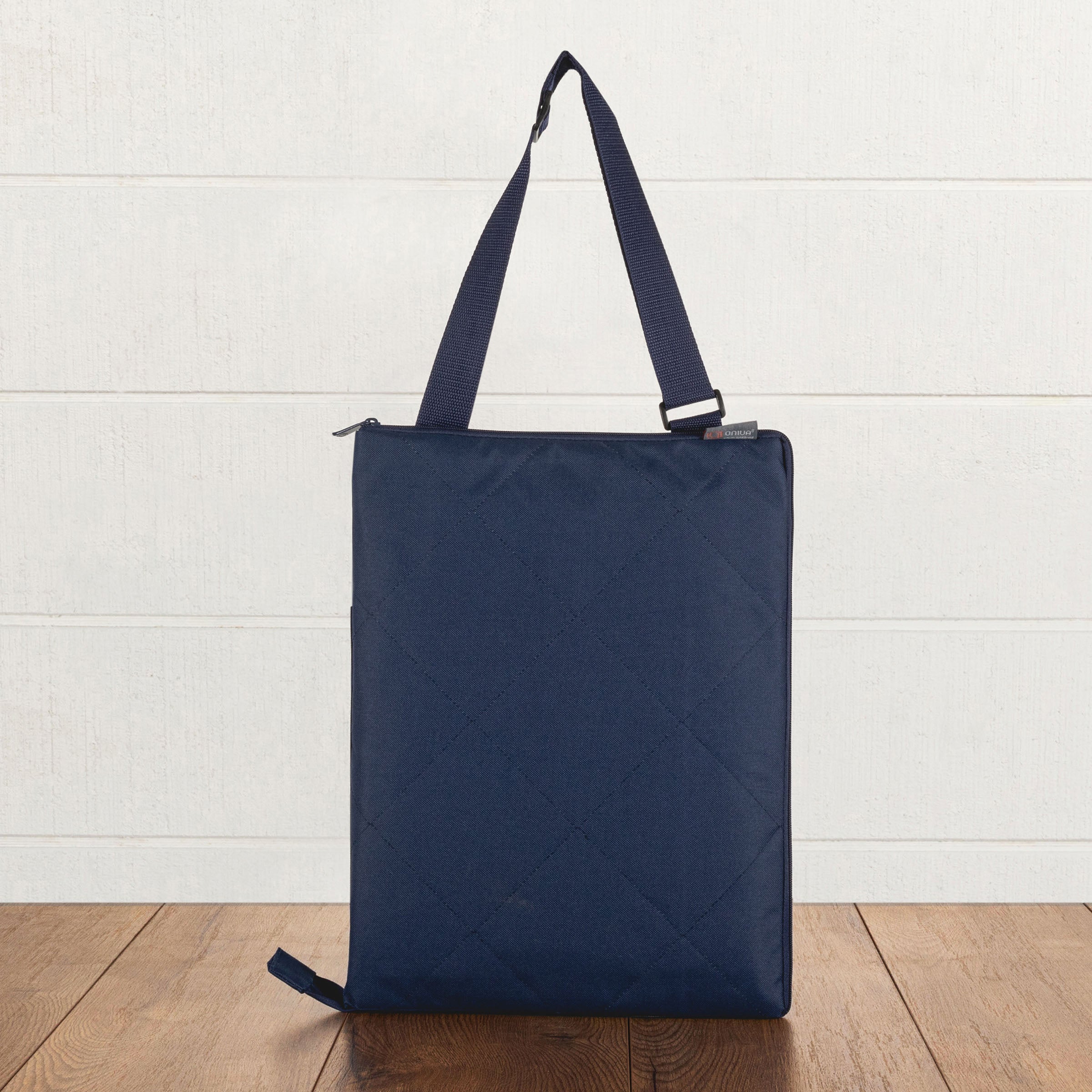 Vista Outdoor Picnic Blanket & Tote