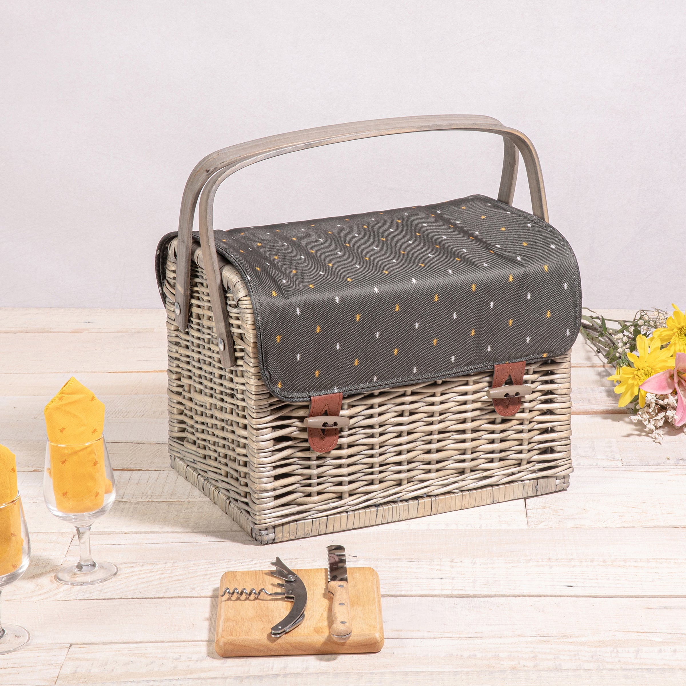 Kabrio Wine & Cheese Picnic Basket