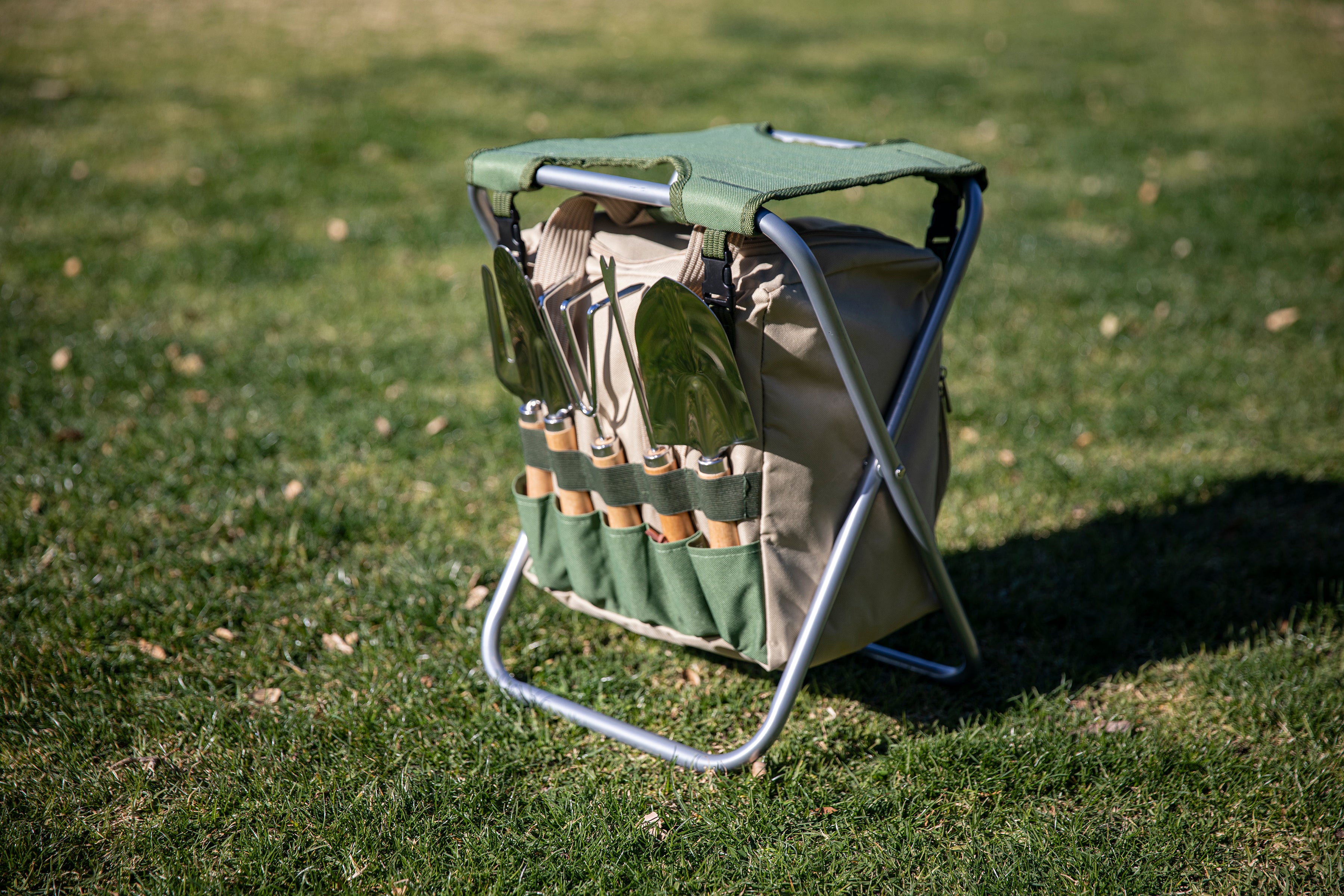 Gardener Folding Seat with Tools