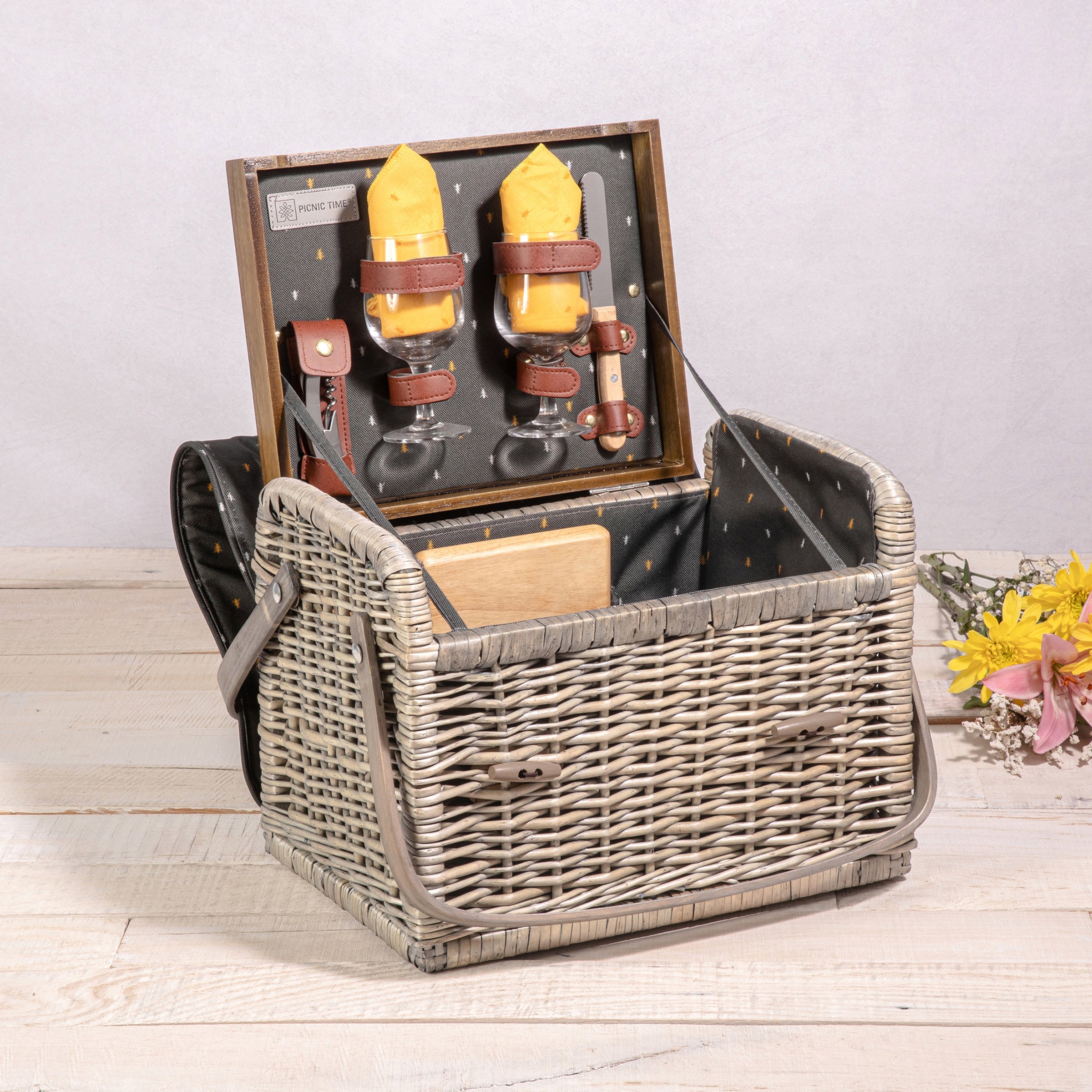 Kabrio Wine & Cheese Picnic Basket